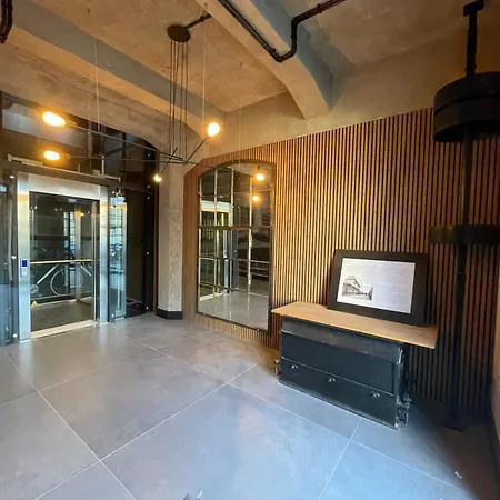 Nowe Mlyny 59 شقة *